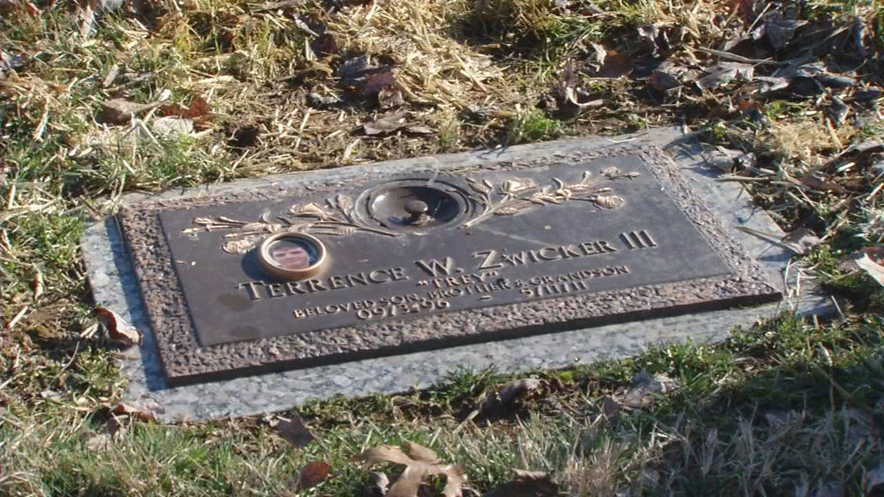 Trey Zwicker Grave